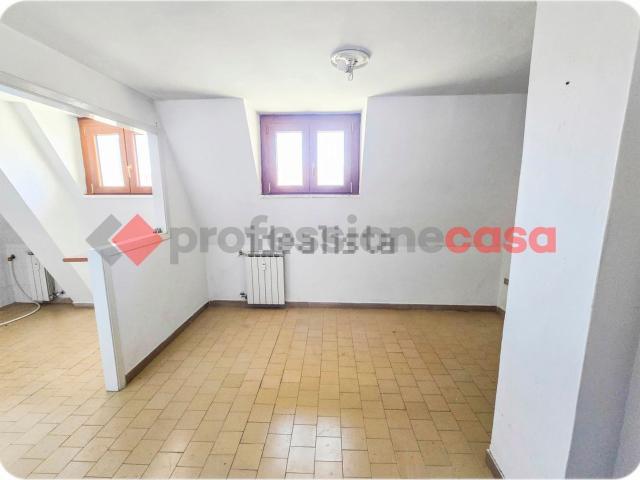 Ufficio in vendita di 61 m²