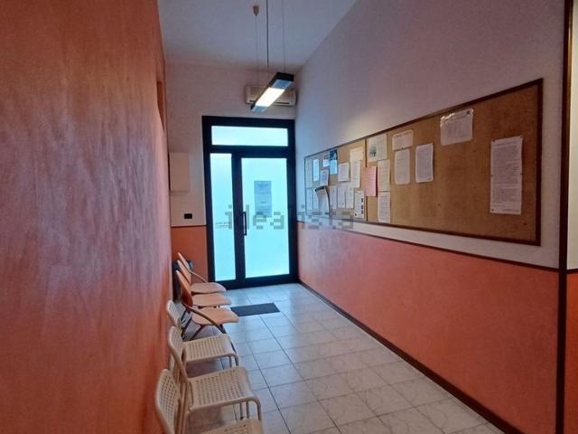 Ufficio in vendita di 62 m²