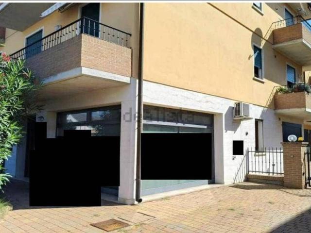 Ufficio in vendita di 62 m² in Via Stadio