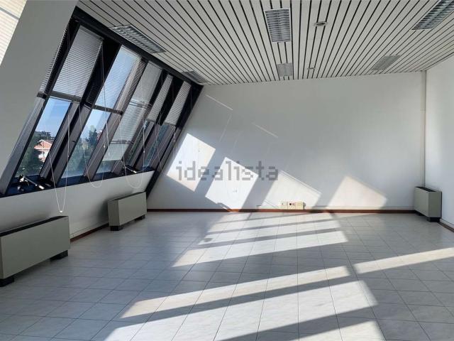 Ufficio in vendita di 60 m² in Via Goffredo Mameli, 15