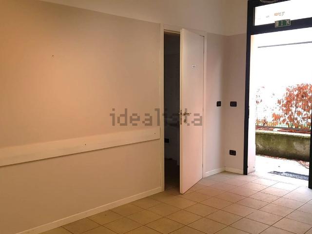Ufficio in vendita di 64 m² in Via Marco Emilio Lepido