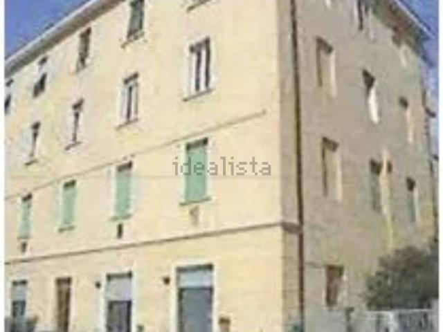 Ufficio in vendita di 64 m² in Via Piave, 46