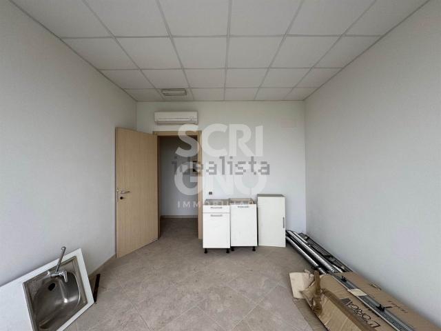 Ufficio in vendita di 64 m² in Via Vincenzo Nardi