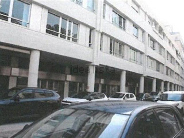 Ufficio in vendita di 65 m² in Via dei Borromeo, 16