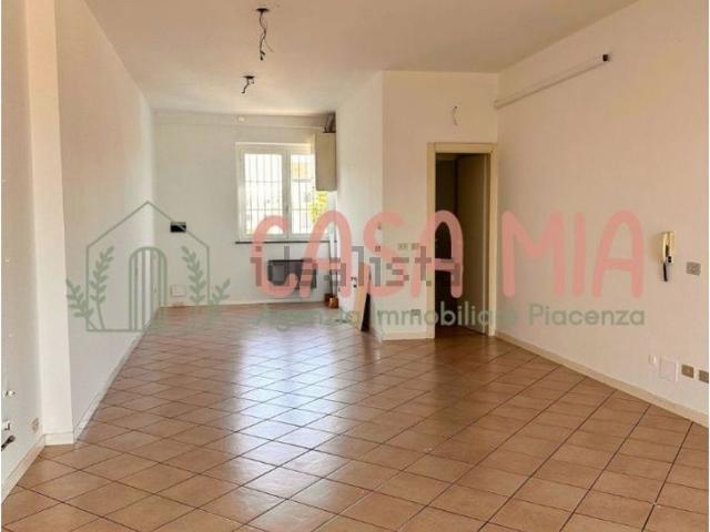 Ufficio in vendita di 65 m² in Via Emilia Est