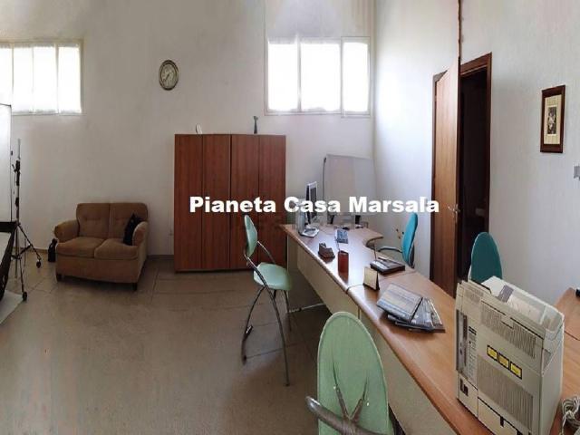 Ufficio in vendita di 65 m² in Via Mazara