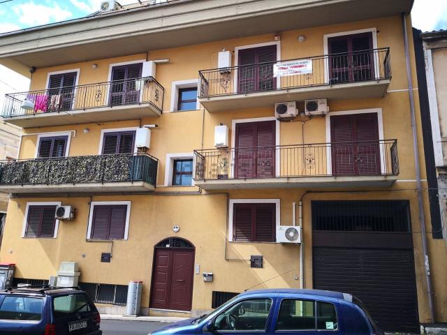 Ufficio in vendita di 65 m² in Via Regina Bianca, 121