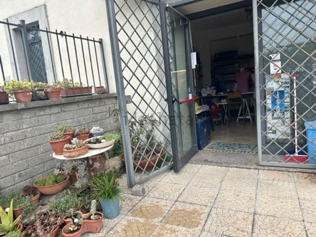 Ufficio in vendita di 65 m² in Strada delle Pietrare
