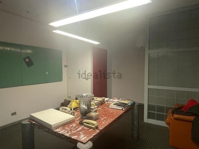 Ufficio in vendita di 67 m² in Via XXVII Aprile