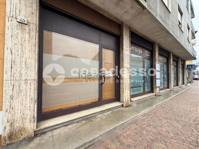 Ufficio in vendita di 67 m² in Corso Vercelli, 42