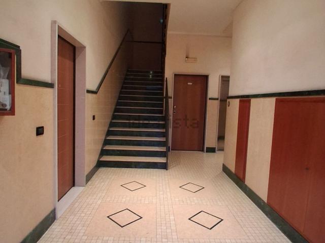Ufficio in vendita di 69 m² in Via delle Casermette, 28