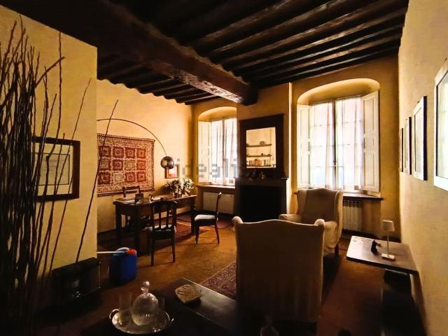 Ufficio in vendita di 69 m² in Vicolo del Carbone, 7
