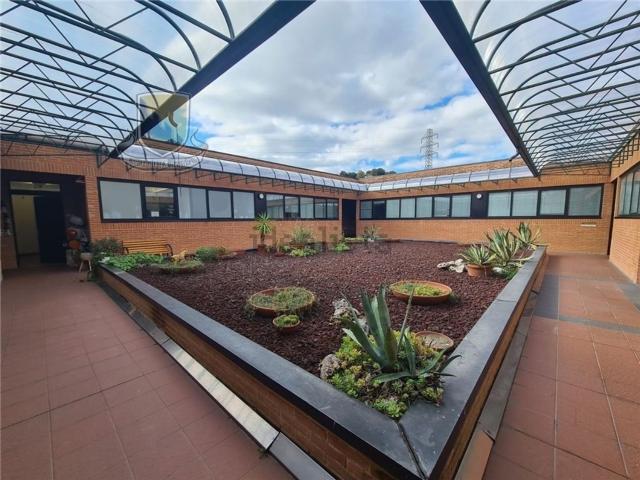 Ufficio in vendita di 70 m²