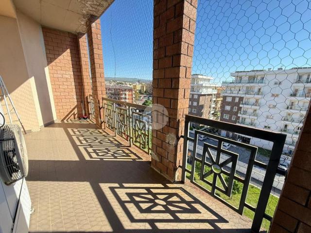 Ufficio in vendita di 70 m² in Via Igino Garbini, 84