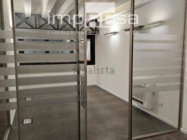Ufficio in vendita di 70 m² in Via Niccolò Macchiavelli, 5