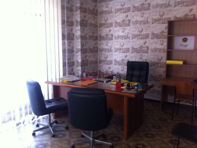 Ufficio in vendita di 70 m² in Via Palestro, 254