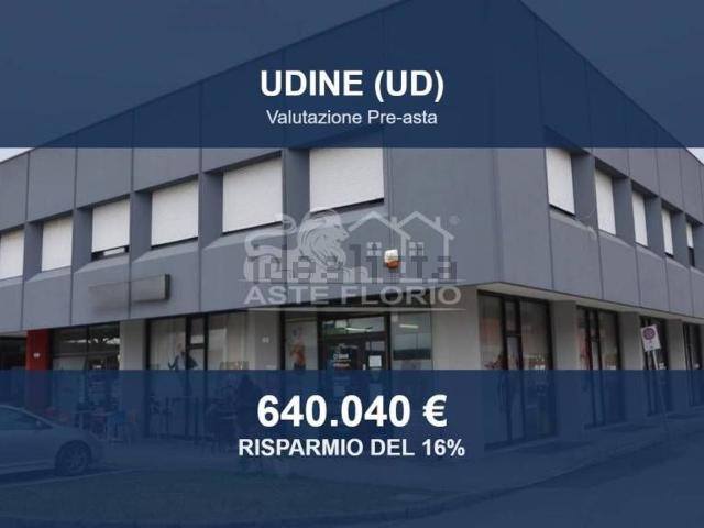 Ufficio in vendita di 738 m² in Via Tricesimo, 204