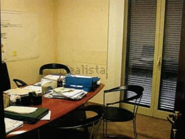 Ufficio in vendita di 73 m² in Via San Rocco, 33