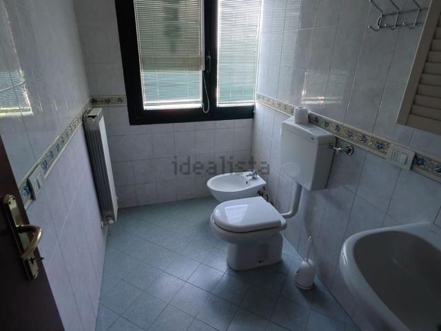 Ufficio in vendita di 74 m²