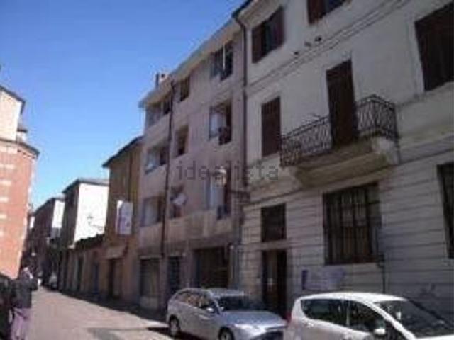 Ufficio in vendita di 74 m² in Via Liutprando, 28