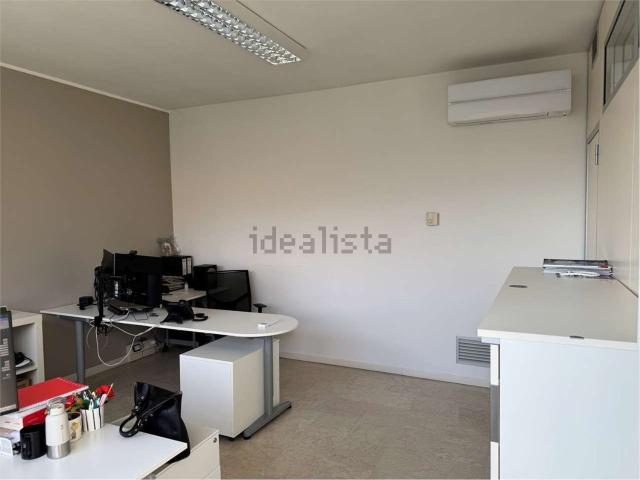 Ufficio in vendita di 75 m²