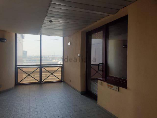 Ufficio in vendita di 75 m² in Via Garofoli