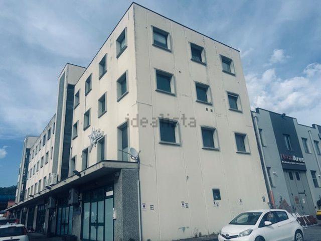 Ufficio in vendita di 75 m² in Via del Molo, 64