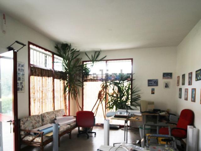 Ufficio in vendita di 75 m² in Via Enrico Fermi