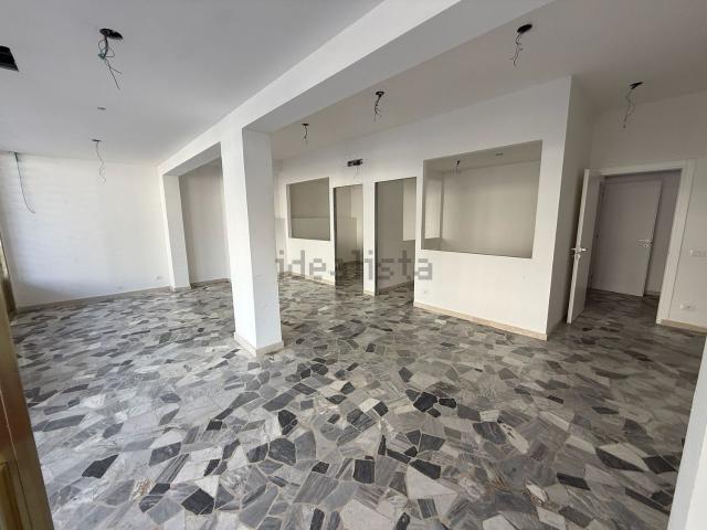 Ufficio in vendita di 75 m² in Piazzale San Lorenzo Giustiniani, 24