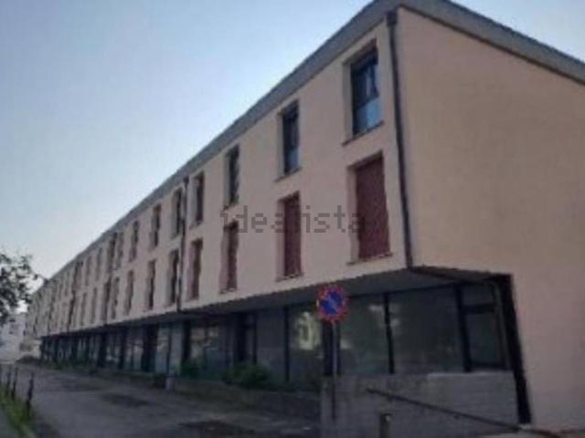 Ufficio in vendita di 77 m² in Viale Giacomo Puccini, 16