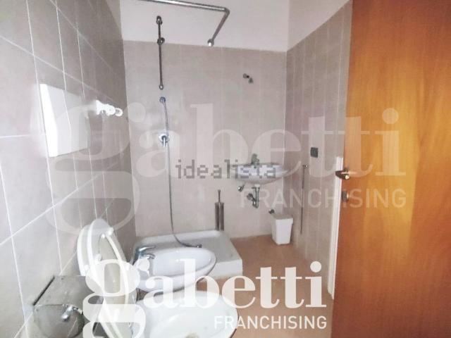 Ufficio in vendita di 77 m² in Piazza della Libertà