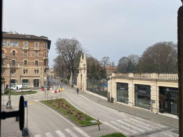 Ufficio in vendita di 78 m²