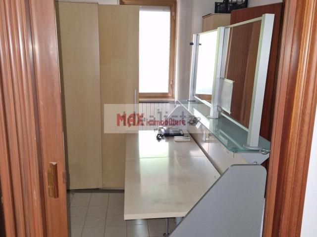 Ufficio in vendita di 78 m²