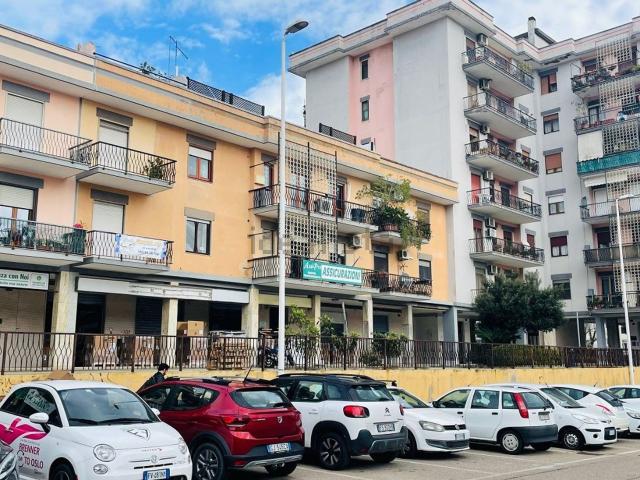 Ufficio in vendita di 78 m² in Via Zagabria, 36