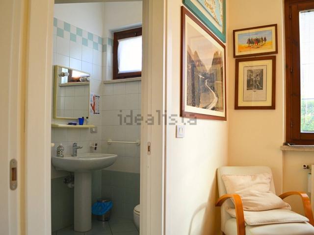 Ufficio in vendita di 79 m² in Via Camillo Benso Conte di Cavour, 6