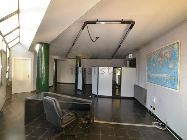 Ufficio in vendita di 79 m² in Via Addis Abeba, 38