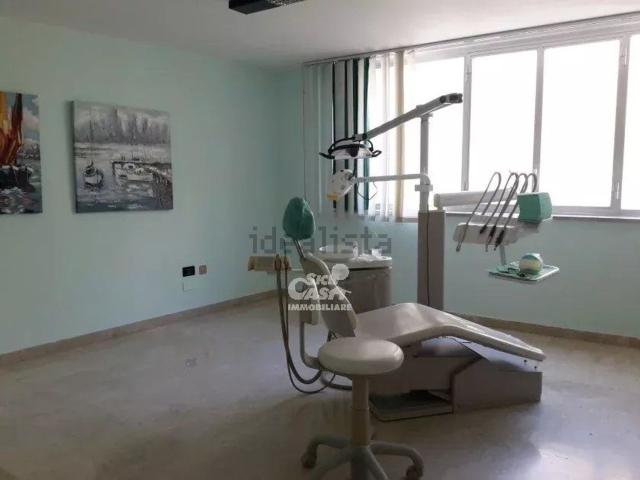 Ufficio in vendita di 80 m²