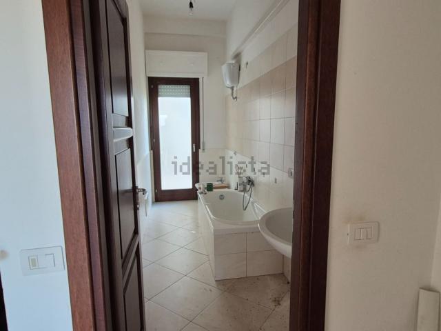 Ufficio in vendita di 80 m² in Via Giuseppe Mazzini, 34