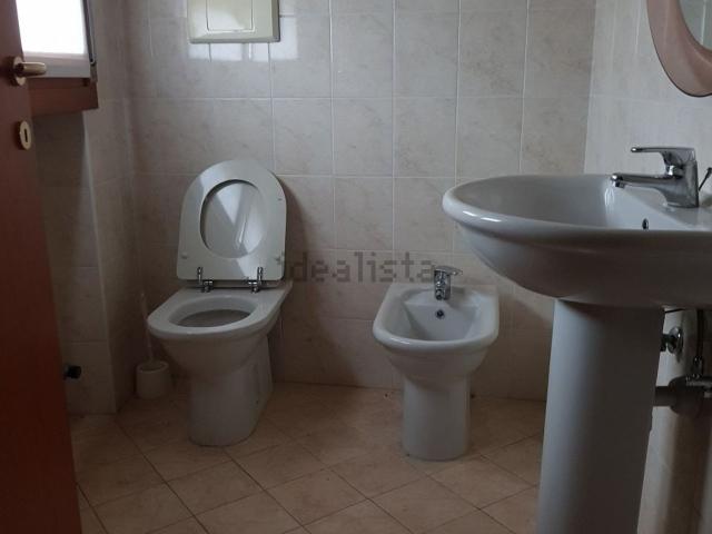 Ufficio in vendita di 80 m² in Via dei Colli, 139
