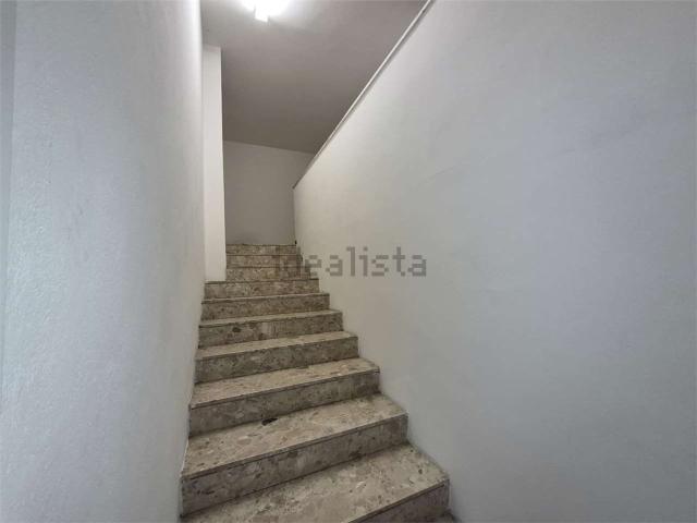 Ufficio in vendita di 80 m² in Via Monte Cervino, 19