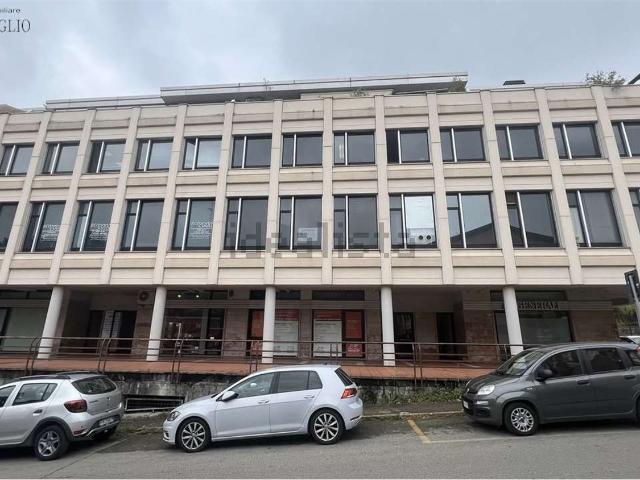 Ufficio in vendita di 82 m²