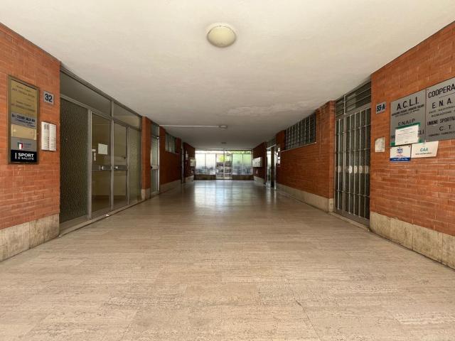 Ufficio in vendita di 84 m² in Piazzale Gabriele D&apos Annunzio