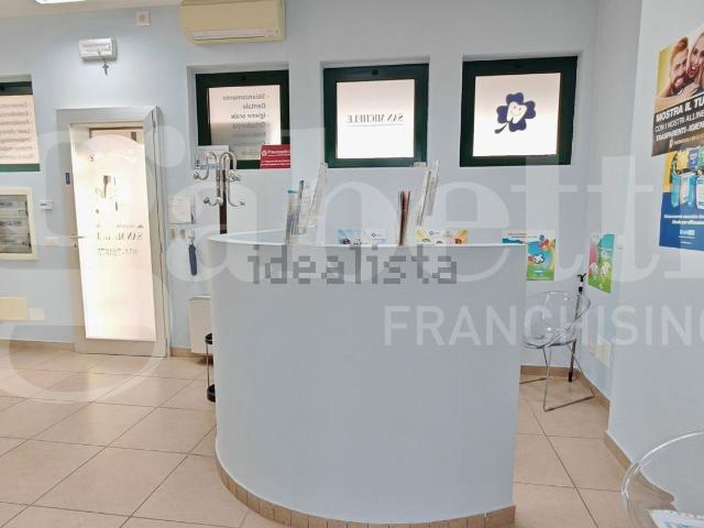 Ufficio in vendita di 85 m² in Via San Michele