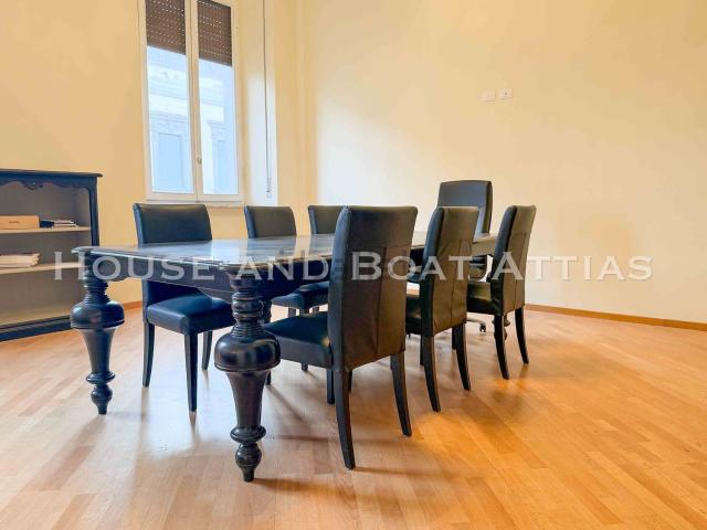 Ufficio in vendita di 90 m²