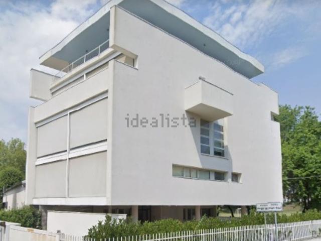 Ufficio in vendita di 90 m²