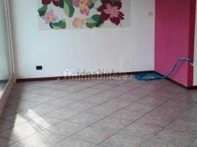 Ufficio in vendita di 90 m²
