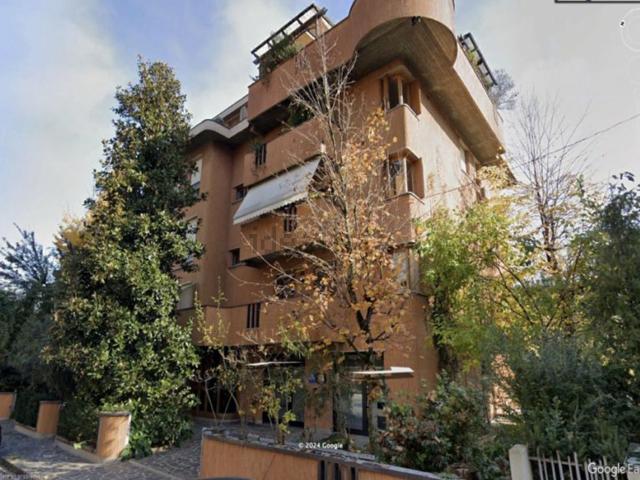 Ufficio in vendita di 90 m² in Via Annibale Carracci, 11