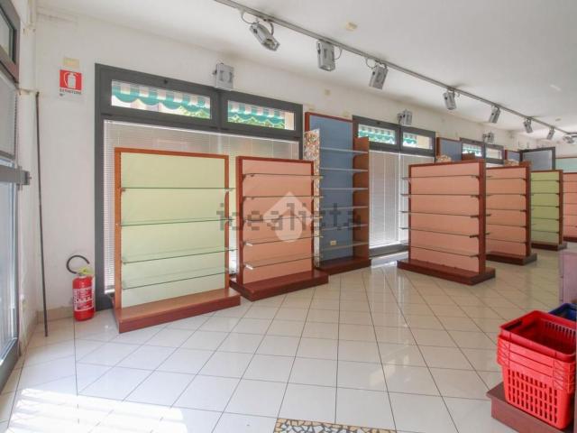 Ufficio in vendita di 170 m² in Via Braida