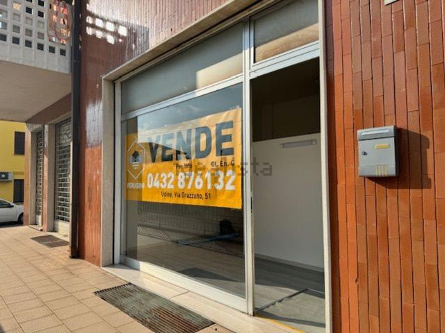 Ufficio in vendita di 90 m² in Via Giacomo Matteotti, 17