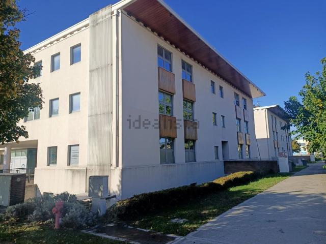 Ufficio in vendita di 90 m² in Via DEGLI ARTIGIANI